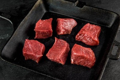 Свинина ошеек на шашлык 1 кг - купить в Шугрэме